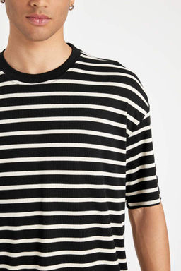 Полосатая футболка из плотной ткани с короткими рукавами и круглым вырезом Comfort Fit - Defacto фото 5