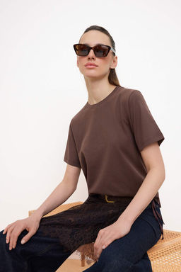 Koyu Kahverengi Regular/Normal Kal?p K?sa Kollu %100 Pamuk Orme T-Shirt TWOSS26TS00131