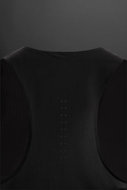 LIGHTWEIGHT TECHNICAL TANK TOP - Zara фото 19