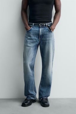 RIPPED FLARE FIT JEANS - Zara фото 5