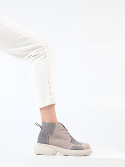 Ботинки 305.927be.Ваниль серый замша/байка