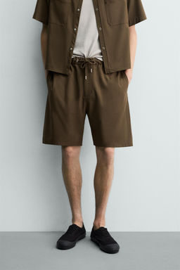 BERMUDA T?CNICA RELAXED FIT / Tabaco
