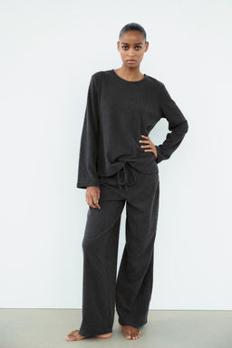 TEXTURED TOP WITH BOW - Zara фото 2