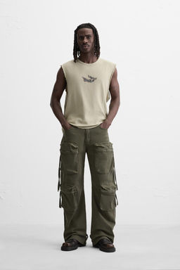 RAISED PRINT KNIT T-SHIRT