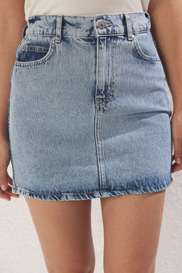 TRENDYOLMILLA Mavi More Sustainable Beli Lastikli Mini Denim Etek TWOSS25ET00134  фото 8