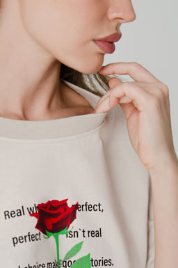 Арт. 31162 Футболка женская  44-52 (5 шт) Цвет:бежевый