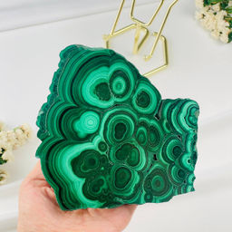 Срез Малахита на подставке - Радуга самоцветов фото 2