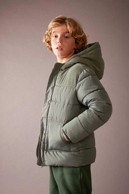 Водоотталкивающая куртка-пуховик с капюшоном для мальчиков - Defacto фото 3