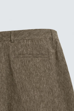 BERMUDA RELAXED FIT PLIEGUES / Khaki