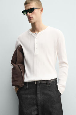 TEXTURED HENLEY COLLAR T-SHIRT - Zara фото 5