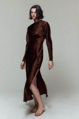 CRUMPLED PLEATED MIDI DRESS - Zara фото 3