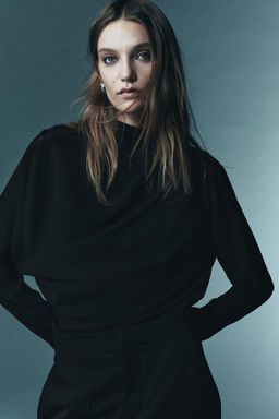 DRAPED LIMITED EDITION BLOUSE - Zara фото 3