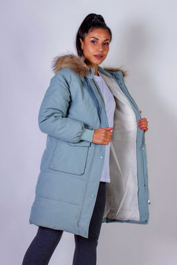 Зимняя удлиненная парка с капюшоном натуральный мех арт.617
