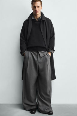 PANTAL?N WIDE FIT PLIEGUES / Gris