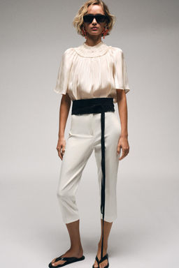 BLUSA EFECTO BRILLO / Vainilla
