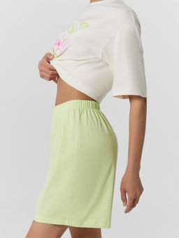 КОМПЛЕКТ ЖЕНСКИЙ (ДЖЕМПЕР, ШОРТЫ)