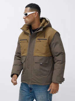 Куртка спортивная мужская зимняя с капюшоном коричневого цвета 609_1K