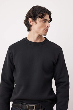 Siyah Regular/Normal Kesim Bisiklet Yaka Kal_n/__i _ardonlu Sweatshirt TMNAW26SW00018