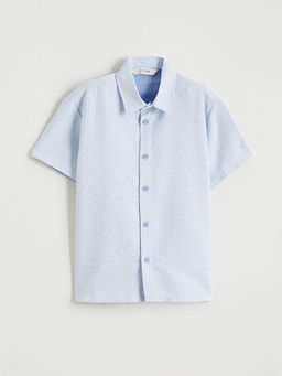 Dokulu K?sa Kollu Erkek ?ocuk G?mlek