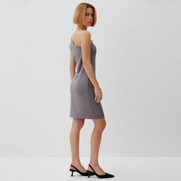 Платье женское короткое на одно плечо MINAKU: Casual Collection, серое, размер 44