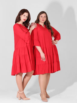 Платье-двойка свободное нарядное больших размеров красное - Almond фото 2