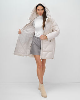 Куртка зимняя женская классическая с капюшоном бежевого цвета 7671B - Visdeer фото 13