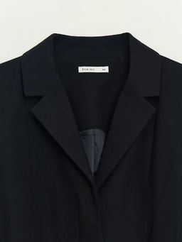 Приталенный жилет с поясом / Zarina