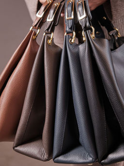 Сумка кожаная Deboro 30994 коричневая