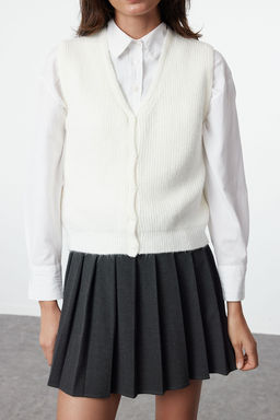 Ekru Yumusak Dokulu Crop Dugmeli V Yaka Regular Yelek TWOAW25YE00019 - Trendyolmilla фото 4