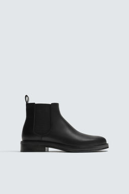 Ботинки Zara BOTA CHELSEA VESTIR черные
