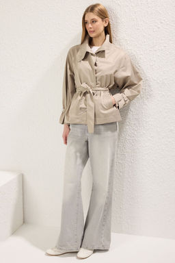 Ac?k Haki Dikis Detayl? Oversize K?sa Trenckot TWOSS25TR00016