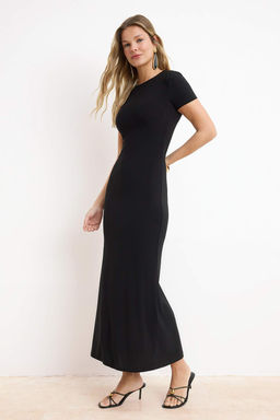 Siyah K?sa Kol Bodycone/Vucuda Oturan Bisiklet Yaka Esnek Orme Maxi Kalem Elbise TWOSS24EL00097