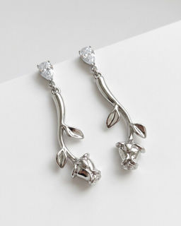 Стильные серьги