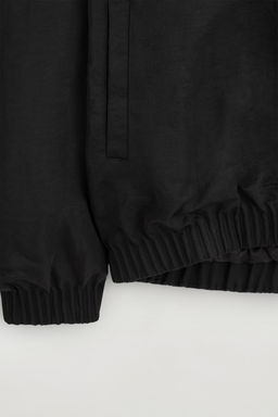 CAZADORA BOMBER DE NAILON CON DETALLES FRUNCIDOS - H&m фото 10
