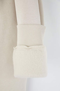 Teen Tas Oversize/Genis Kal?p S?rt Bask?l? Kal?n Ici Polarl? Orme Sweatshirt TWOAW26SW00177 - Trendyolmilla фото 4