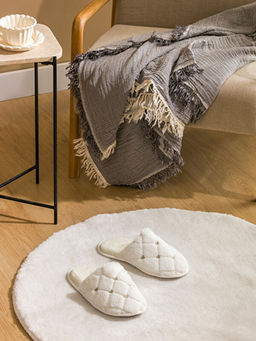 Nak??l? Kad?n Ev Terli?i