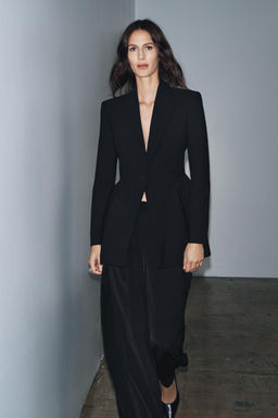 ZW COLLECTION LIMITED EDITION FITTED BLAZER