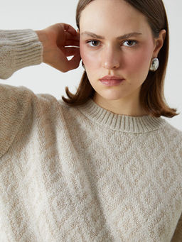 Bisiklet Yaka Baklava Desenli Kad?n Triko Kazak