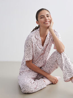 G?mlek Yaka Bask?l? Kad?n Pijama Tak?m?