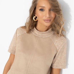 Водолазка из экозамши, Фирменное приветствие (песочная) - Charutti фото 3