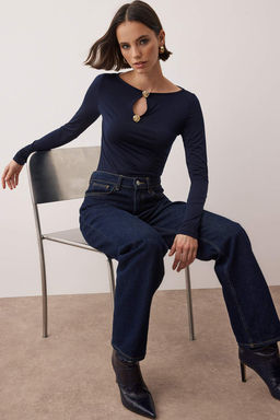 Lacivert Fitted/Vucuda Oturan Aksesuar/Cut out Detayl? Uzun Kollu Esnek Orme Bluz TWOAW26BZ00130