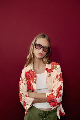 CAMISA ESTAMPADO FLORAL / Crudo / Rojo - Zara фото 8
