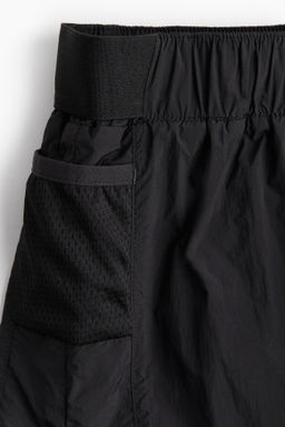 Pantal?n corto de correr en DryMove - H&m фото 2