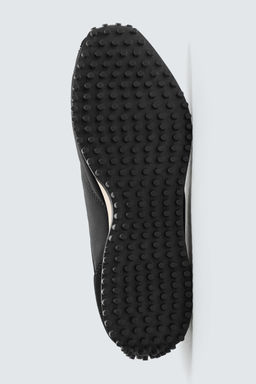 NYLON LIMITED EDITION TRAINERS - Zara фото 7