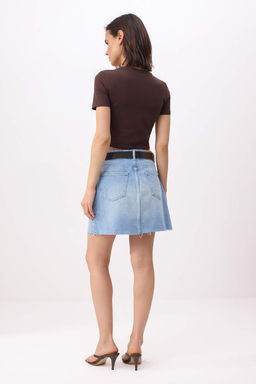 Premium Ac?k Mavi Ozel Kumas Kemerli Az Esnek Mini Denim Etek TWOSS26ET00097 - Trendyolmilla фото 5