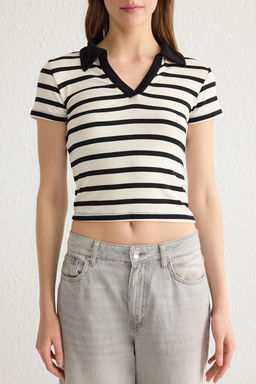 Trendyolmilla Siyah Duz Fitted/Vucuda Oturan Polo Yaka Orme Bluz TWOSS25BZ00003  фото 28