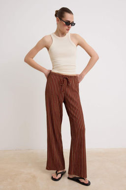 Murdum Cizgili Wide Leg Yuksek Bel Uzun Dokulu Orme Pantolon TWOSS26PL00157