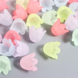 Цена за 2 шт. Бусины для творчества пластик Цветок ландыша пастель набор 80 шт. полупрозрачный 1.1?1.1?0.9 см