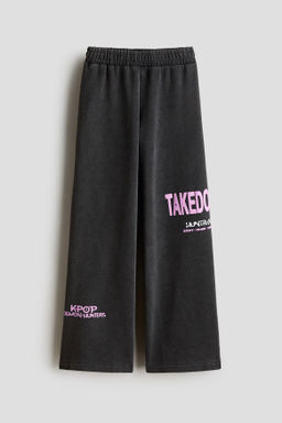 Joggers amplios con estampado