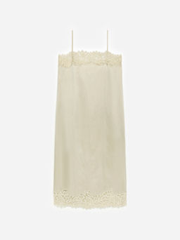 Vestido de tirantes con detalles de encaje